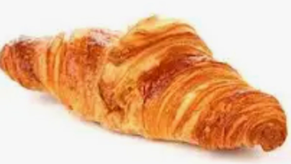 ALMOND CROISSANT - Dine In