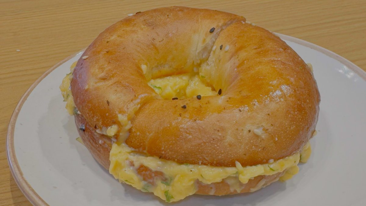 EGG SCRAMBLED BAGEL - Dine In